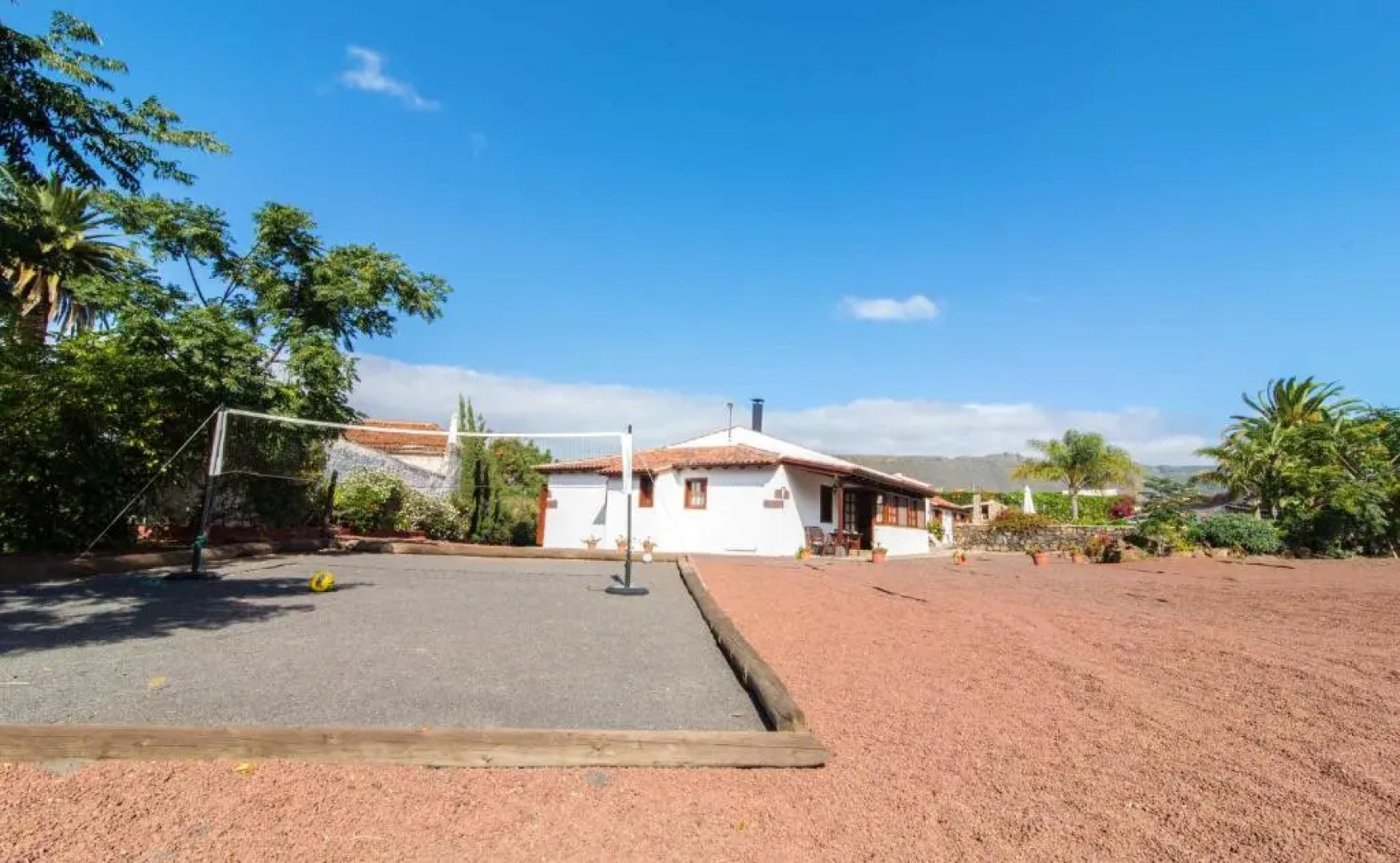 House with 2 bedrooms in San Cristobal de La Laguna with wonderful sea view shared pool enclosed garden 3 km from the beach