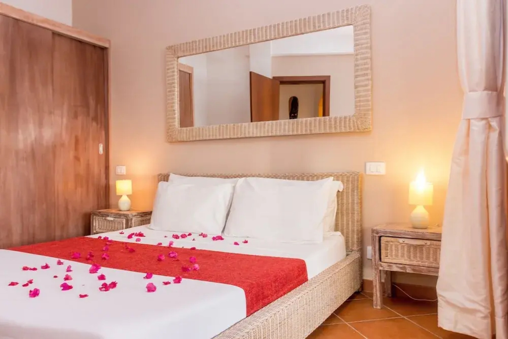 AJP Holidays - Porto Antigo 2 Beachfront Apartment