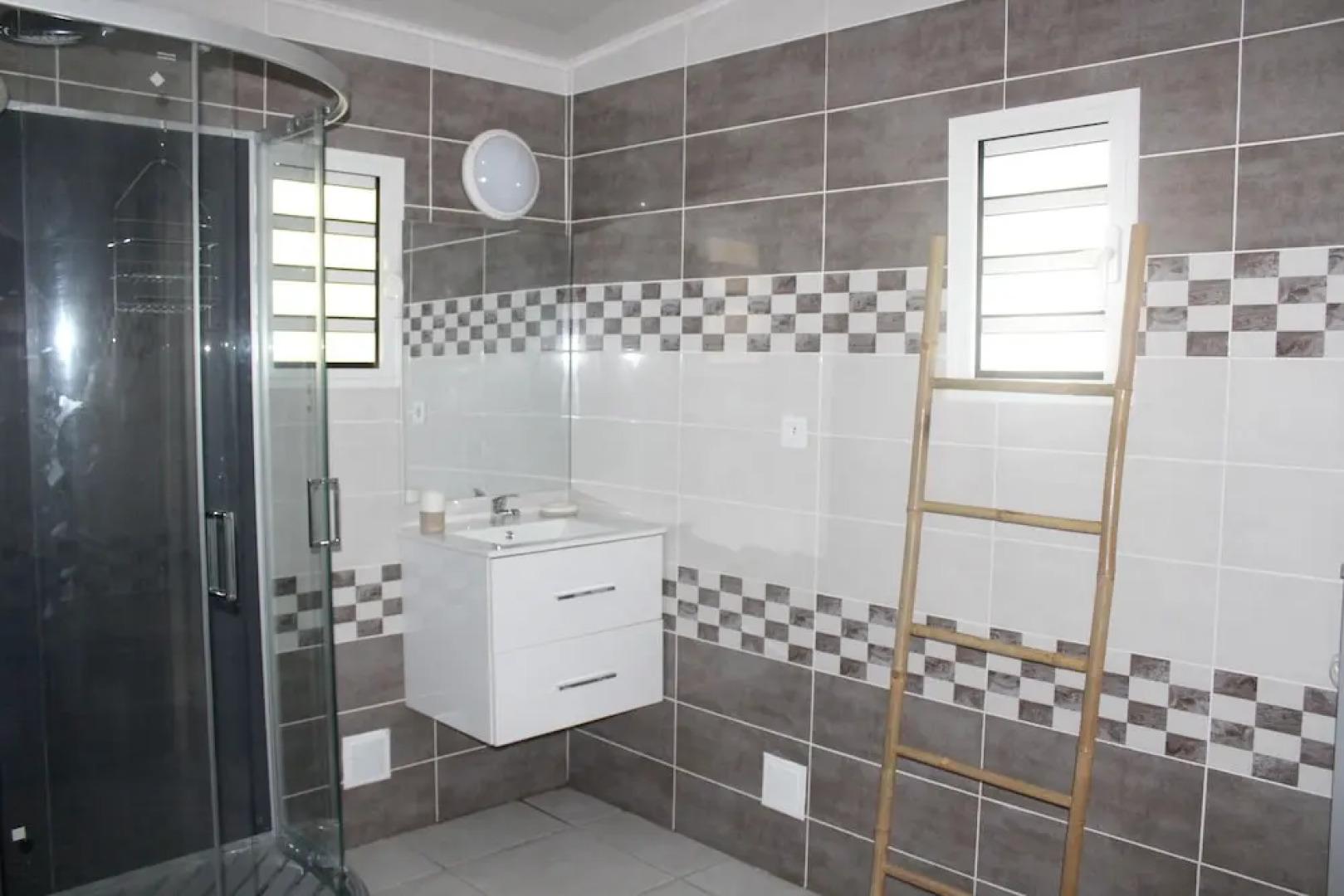 House with One Bedroom in Petite Île, with Wonderful Sea View, Furnished Garden And Wifi - 2 Km From the Beach