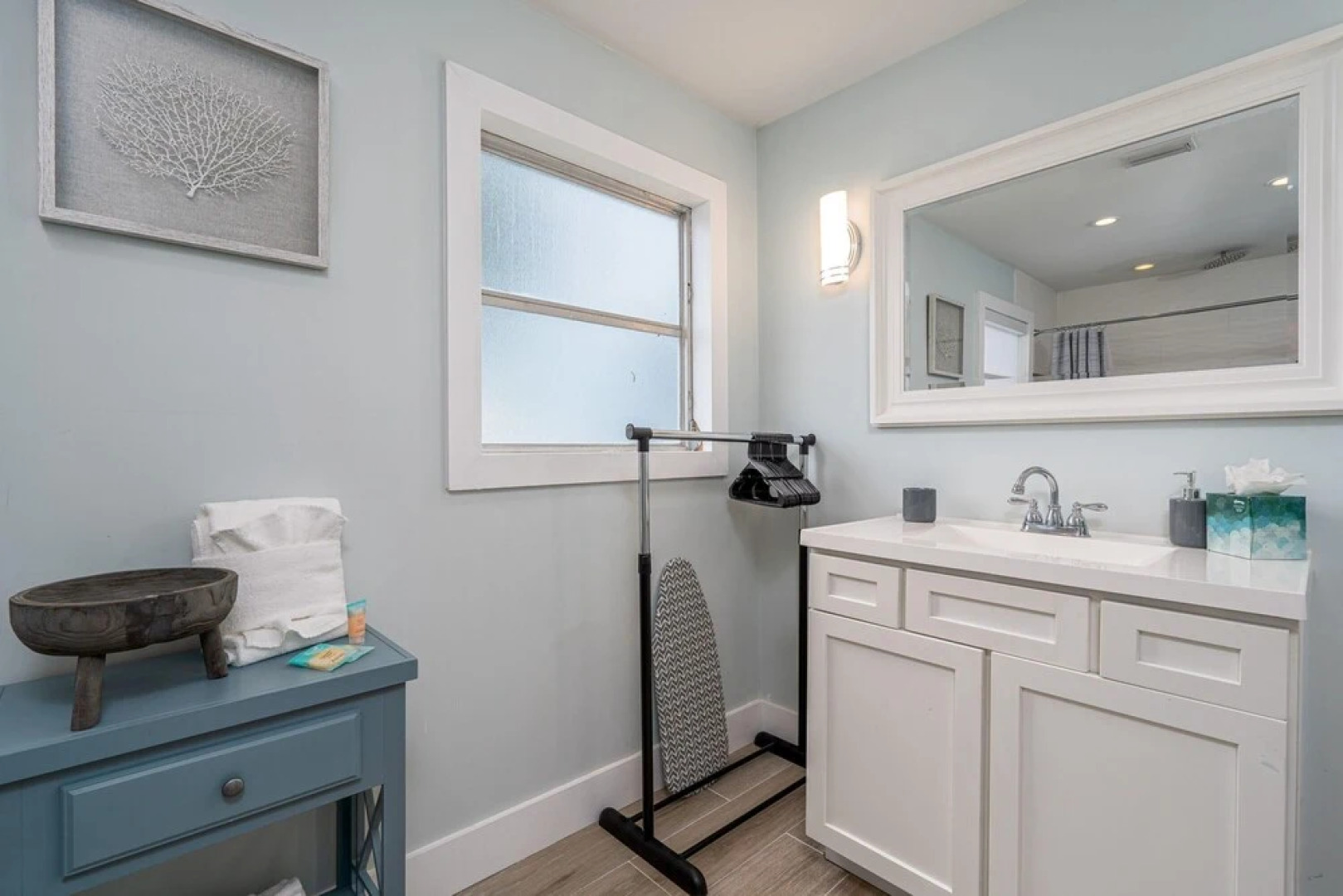 621 Estero - Charming Cozy Cottage by Coastal Vacation Properties