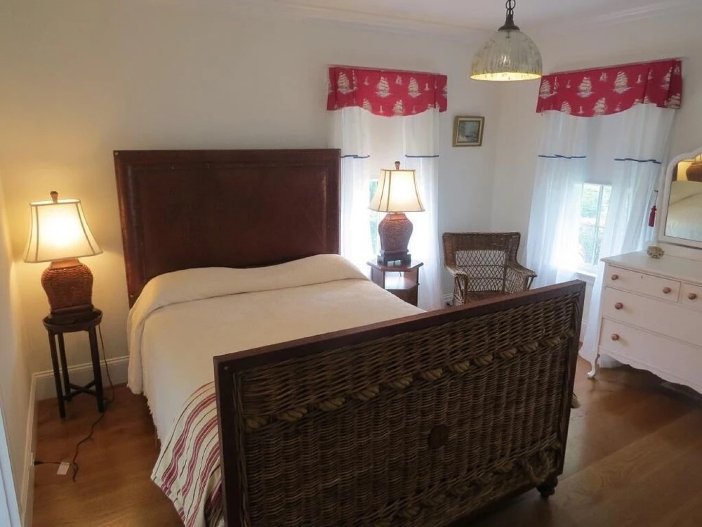 411 Stage Harbor Road - Six Bedroom House