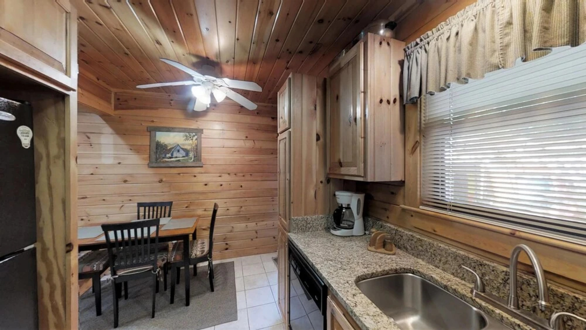 Bearly Visible - 2 Br Cabin