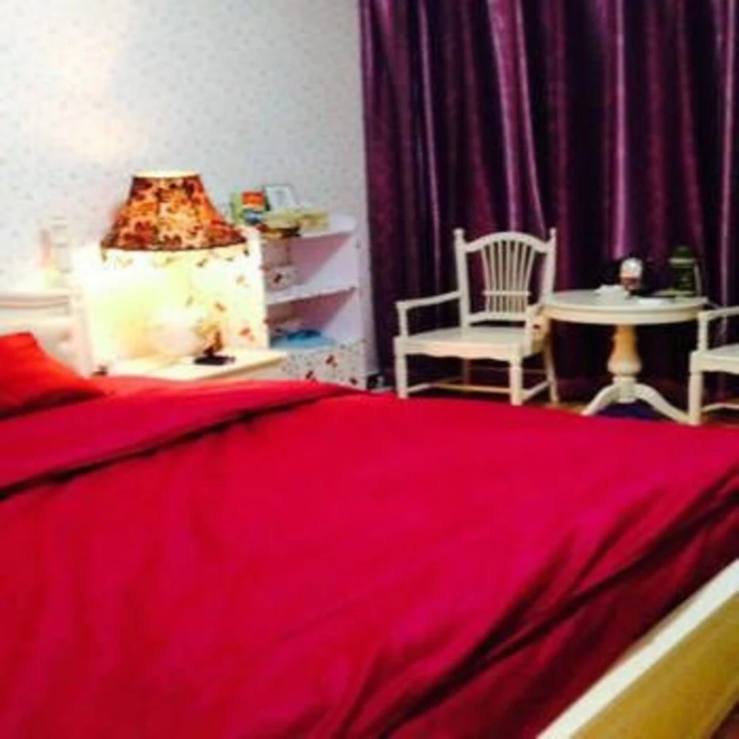 2+2 Garden Theme Hotel