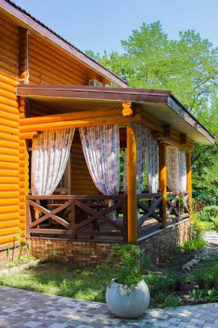 Холодный ручей