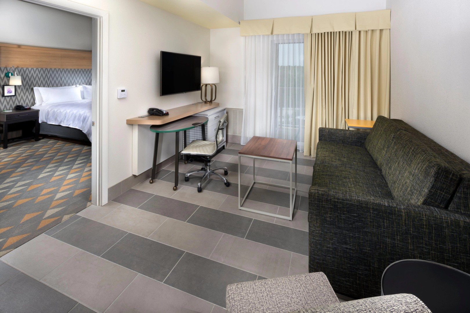 Holiday Inn & Suites Arden - Asheville Airport by IHG