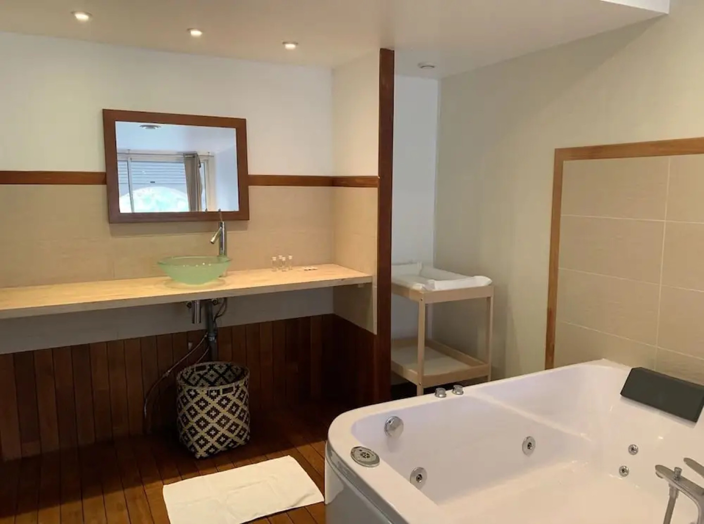 Spacieux logement domaine securise