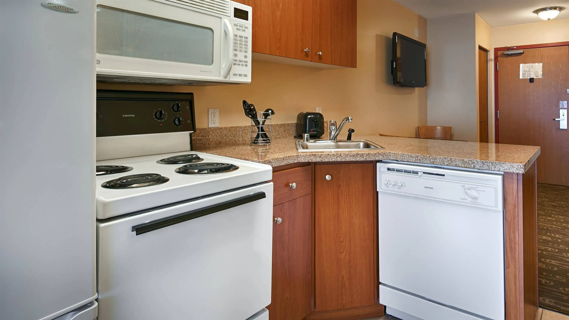 Executive Residency by Best Western Navigator Inn & Suites