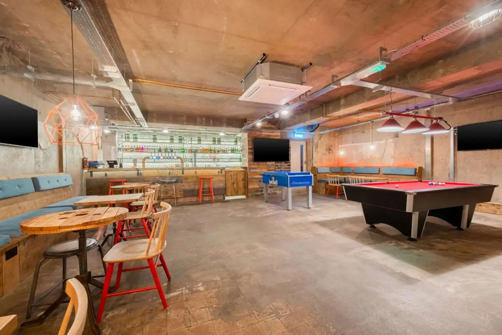 Cedar Court Huddersfield