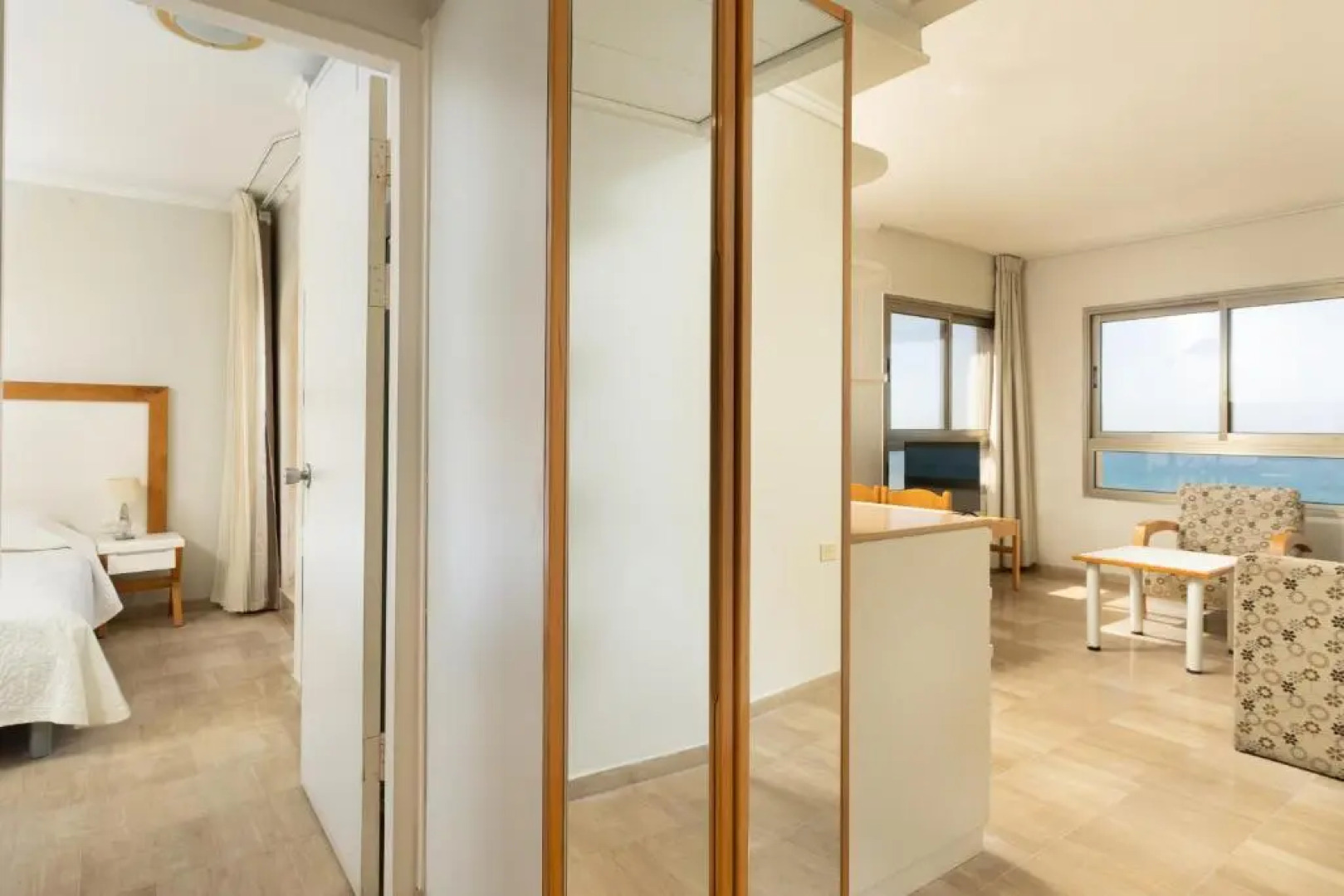 Residence Beach Hotel