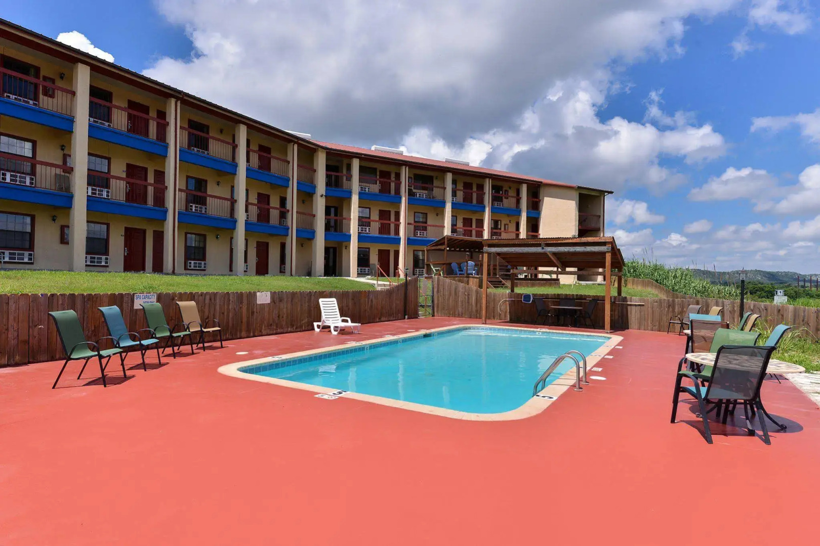 Econo Lodge Junction