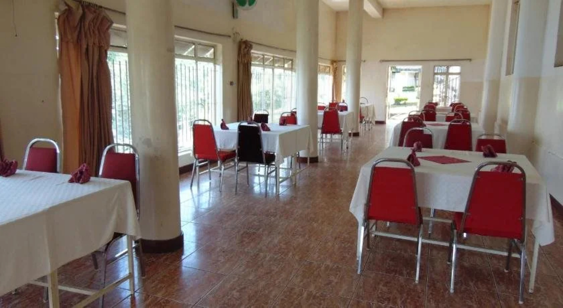 Brisk Hotel Triangle