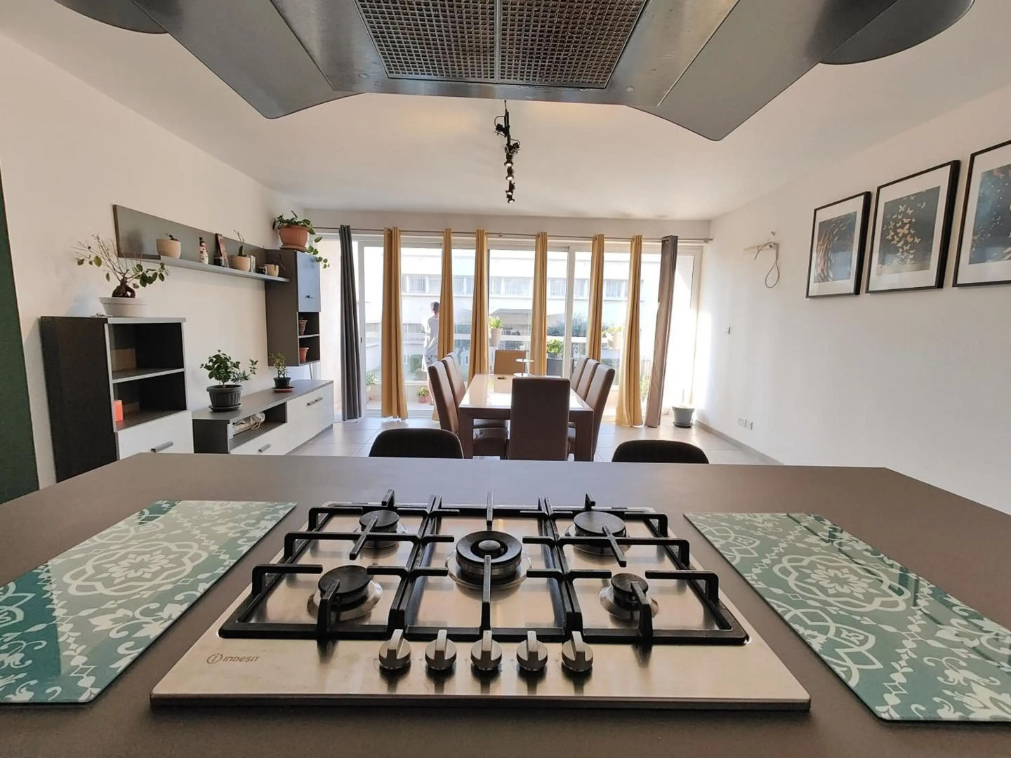 Large Central Apartment Near Valletta & Seafront