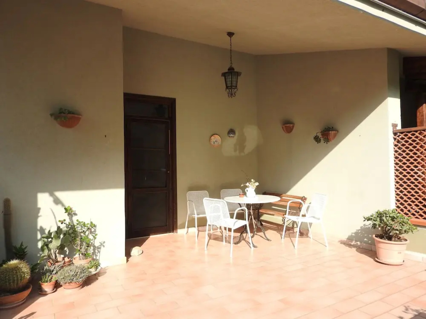 Terrazza Golden Hill