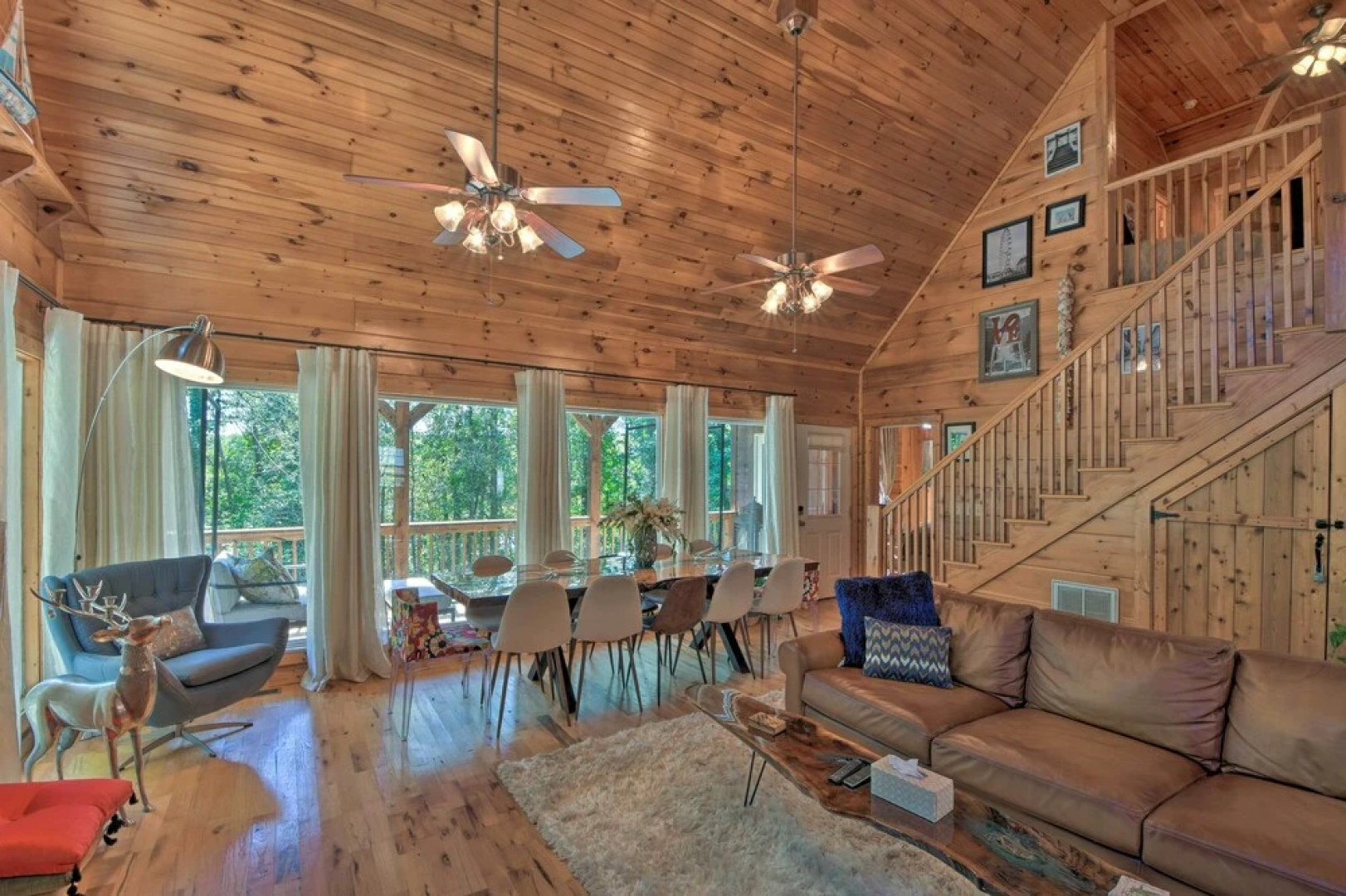 Lovely Lake Hartwell Retreat: Dock, Deck & Grill!