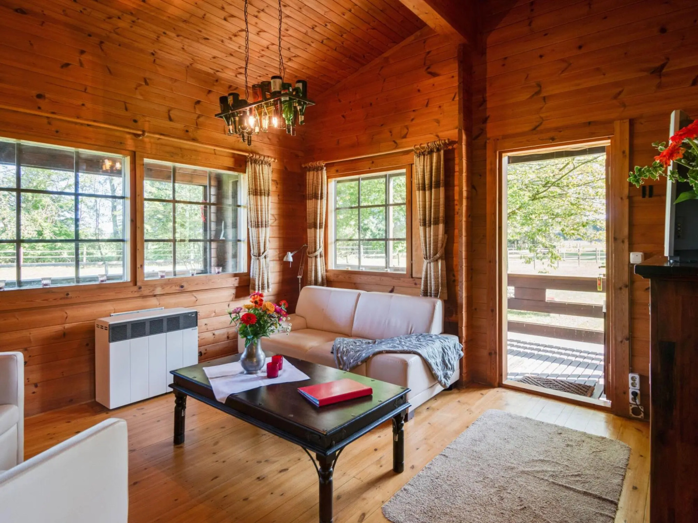 Cozy Holiday Home On The Heidegut In Eschede