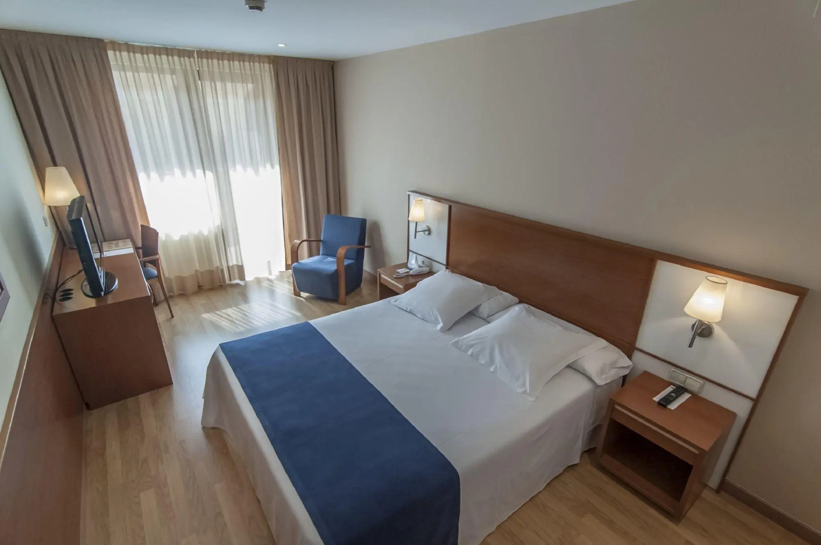 Отель RH Sorolla Centro