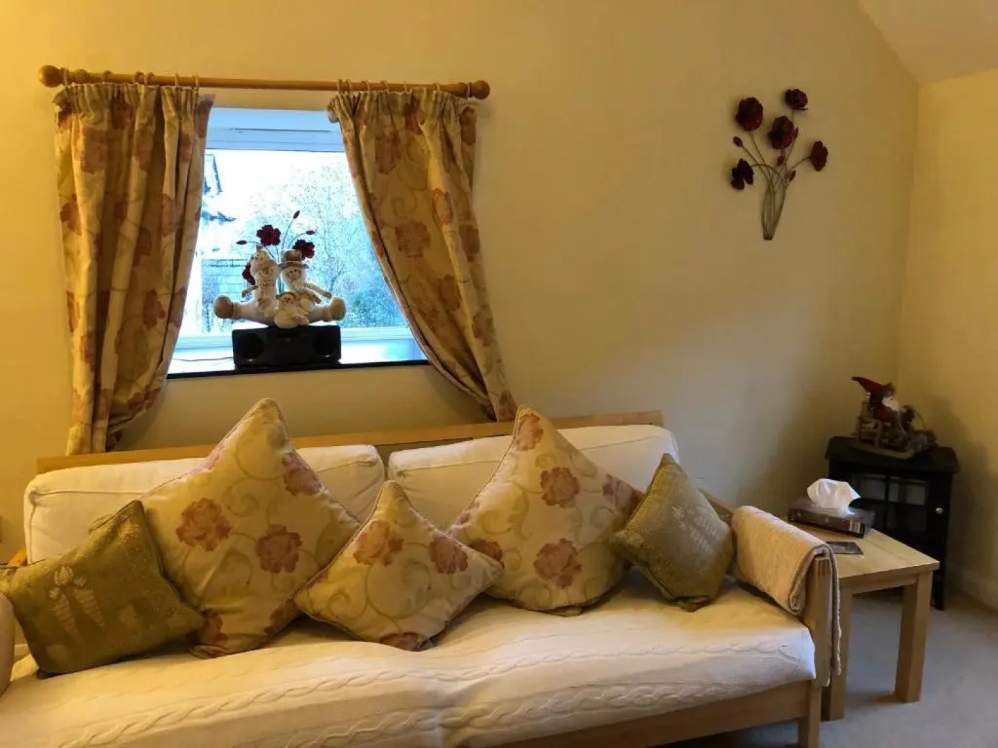 Bryn Melyn Farm Cottages- 5 Luxury Cottages In A Stunning Setting with Wood Fired Hot Tub