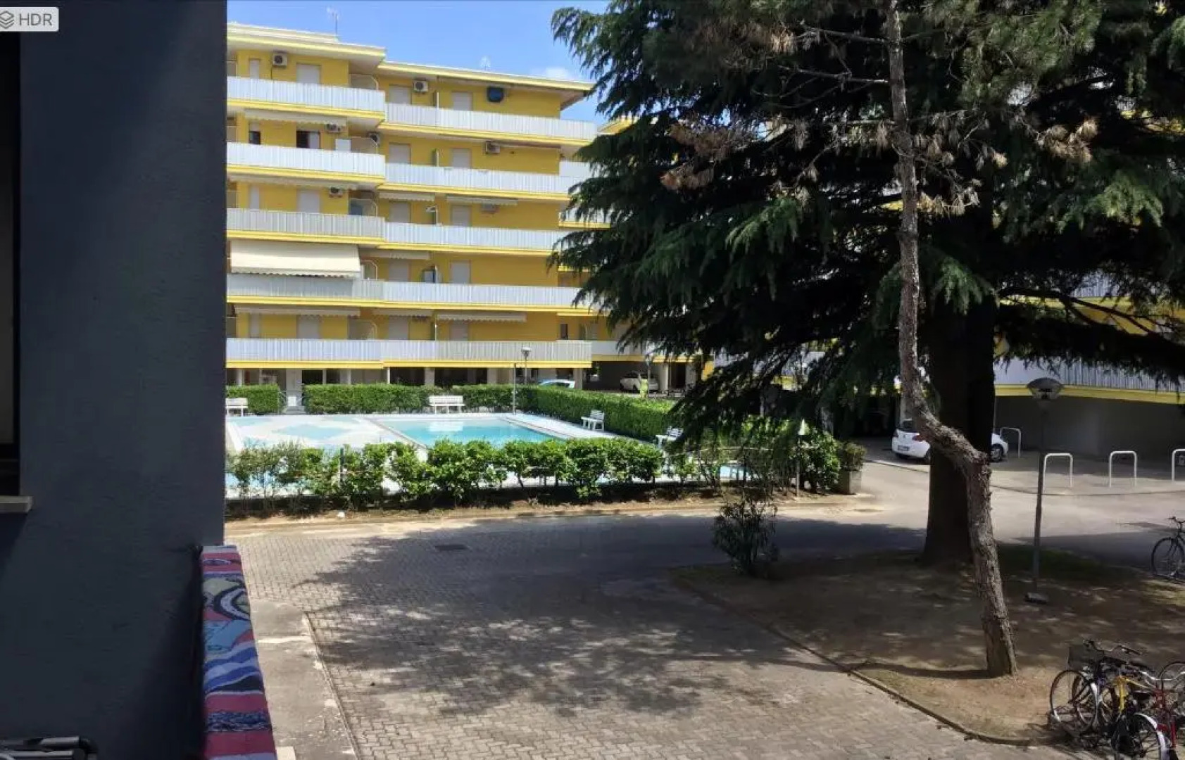 Batik house in Residence Valbella