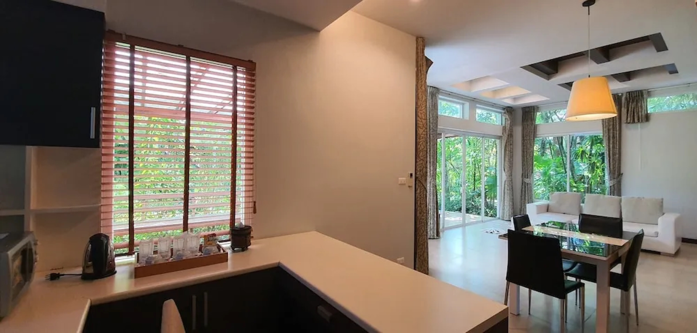 Tachawan Resort & Restaurant