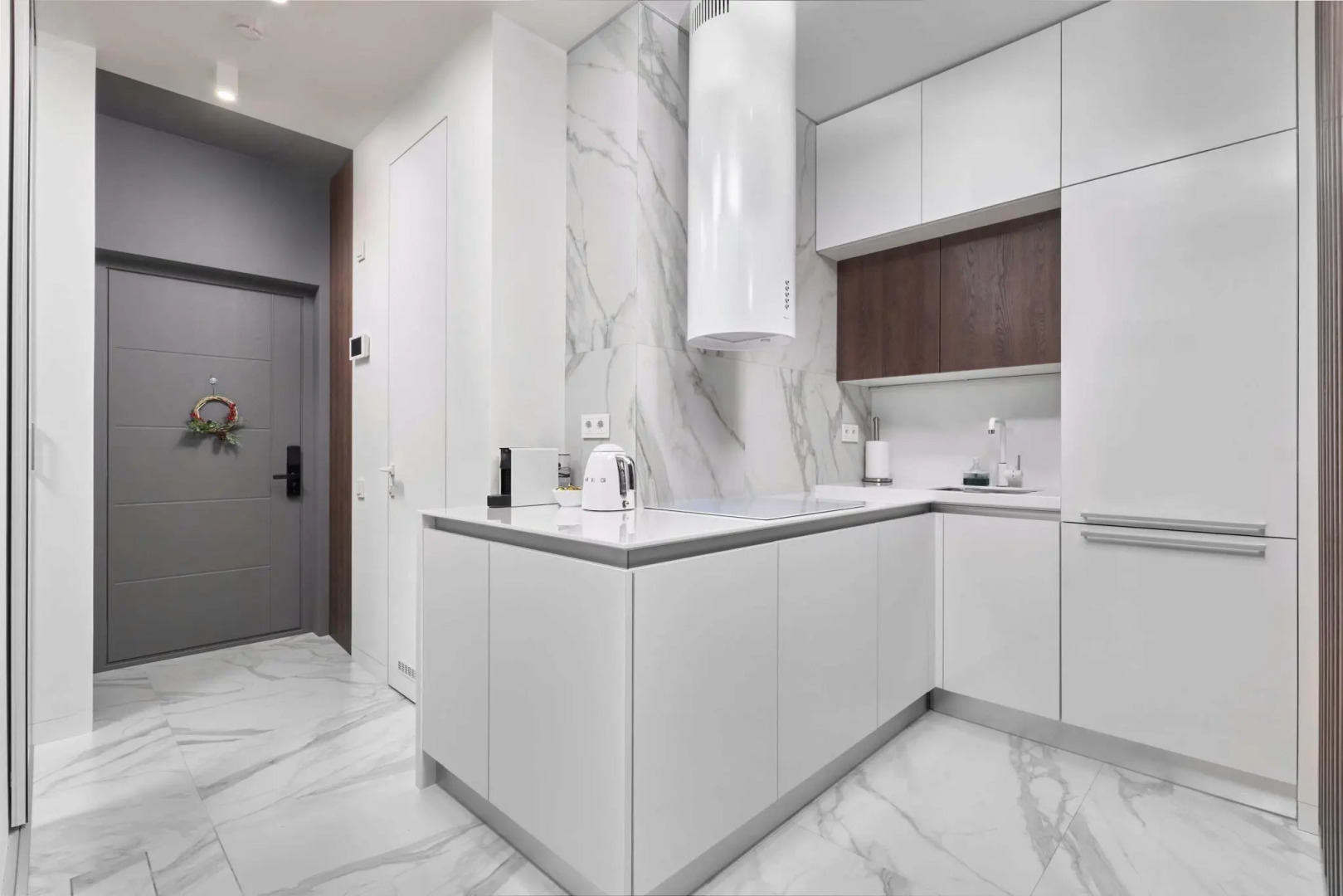 Апартаменты на Спортивном проезде 18