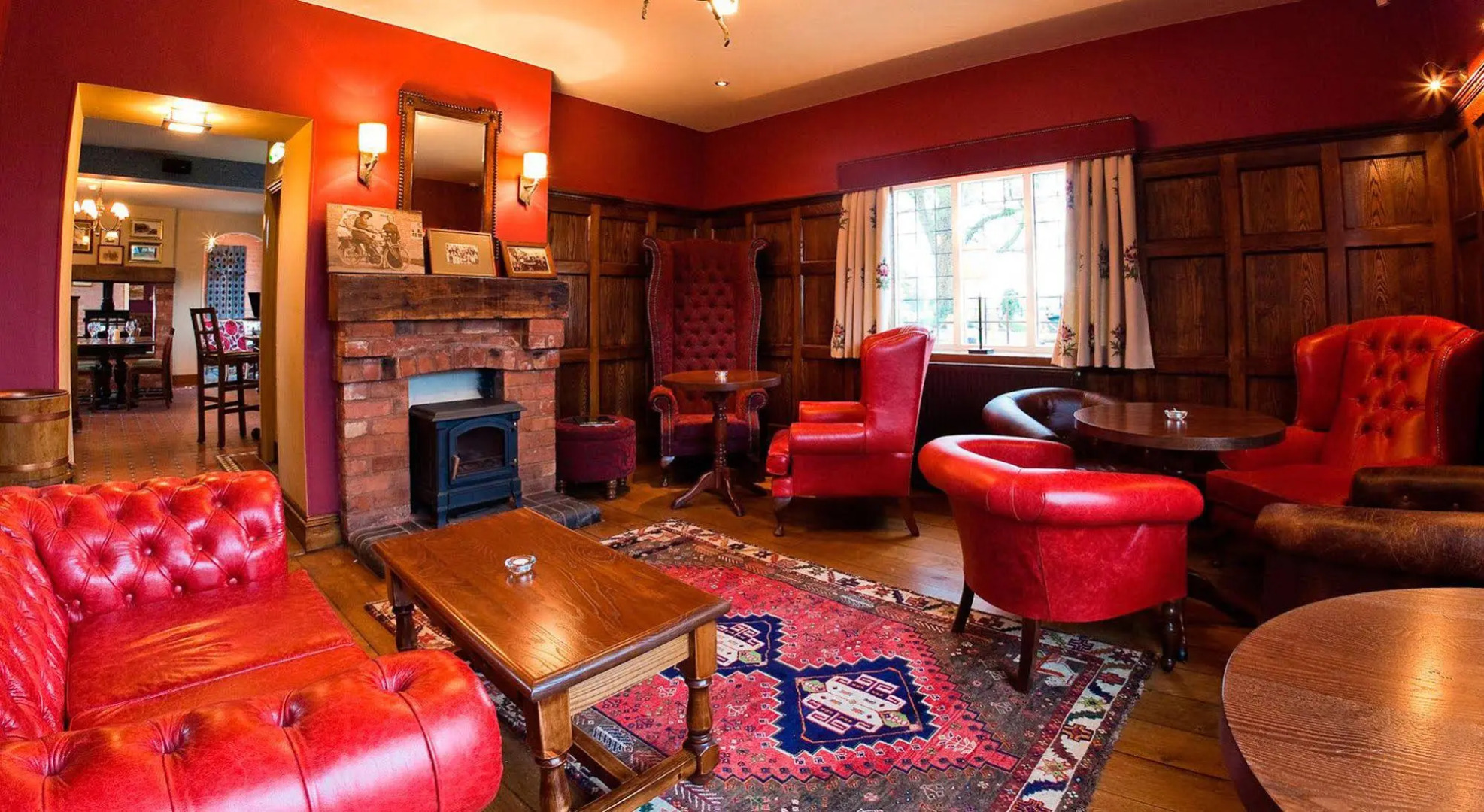 The Dog and Doublet Inn