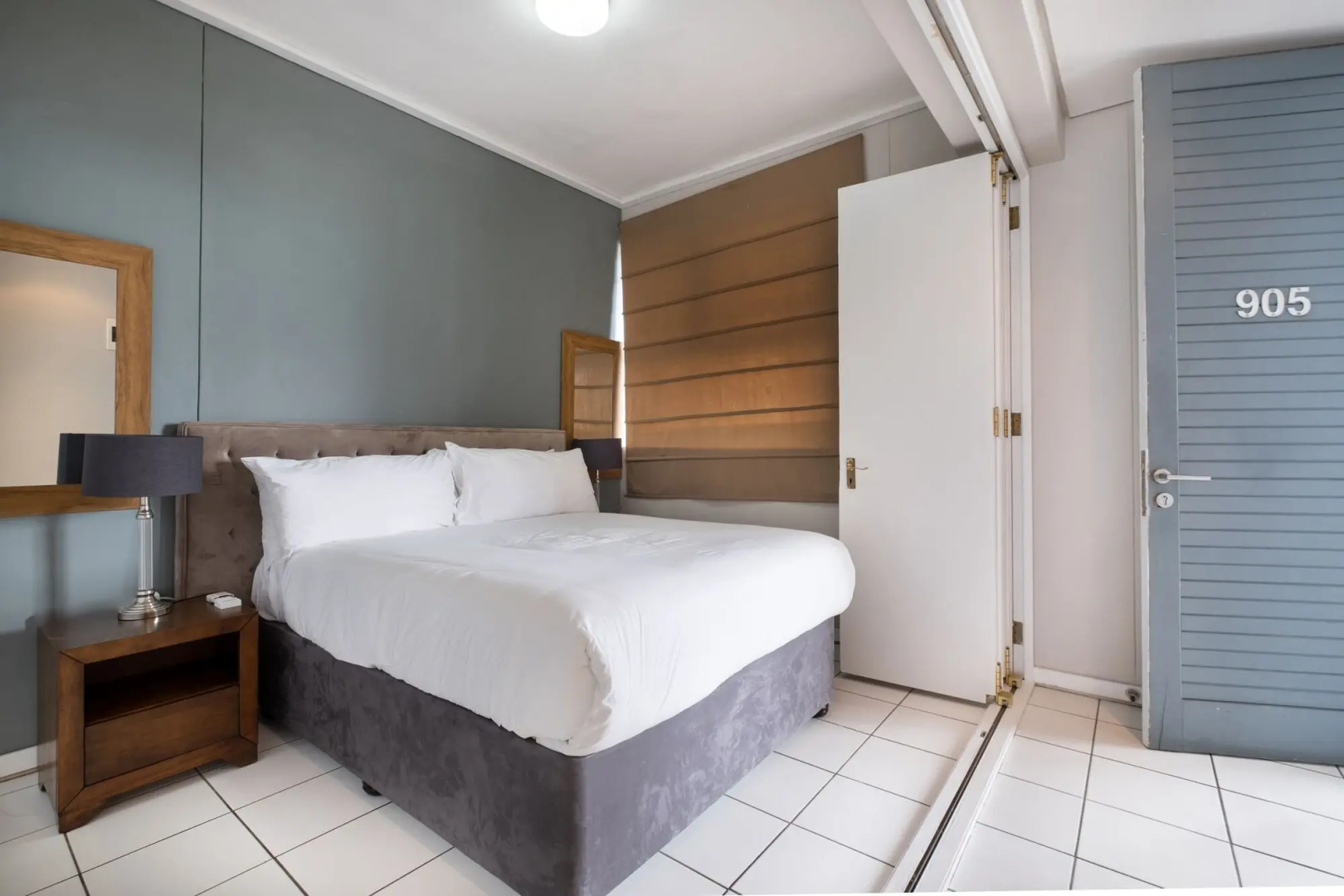 Point Waterfront Apartments