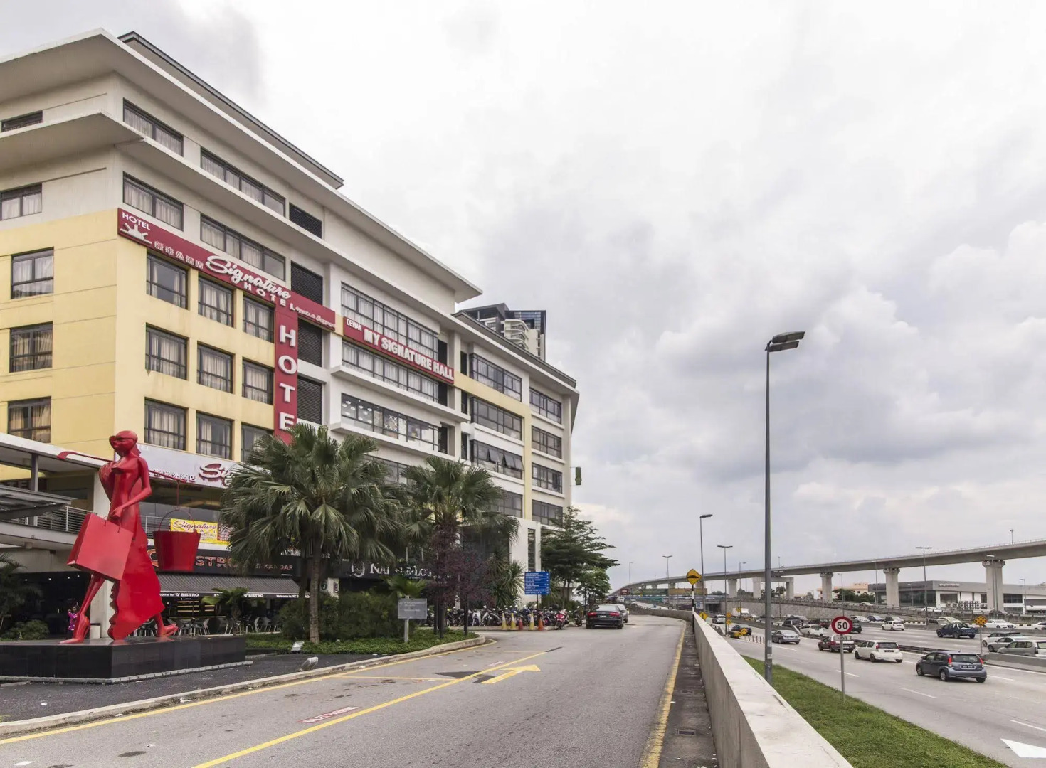 Signature Hotel @ Puchong Setiawalk