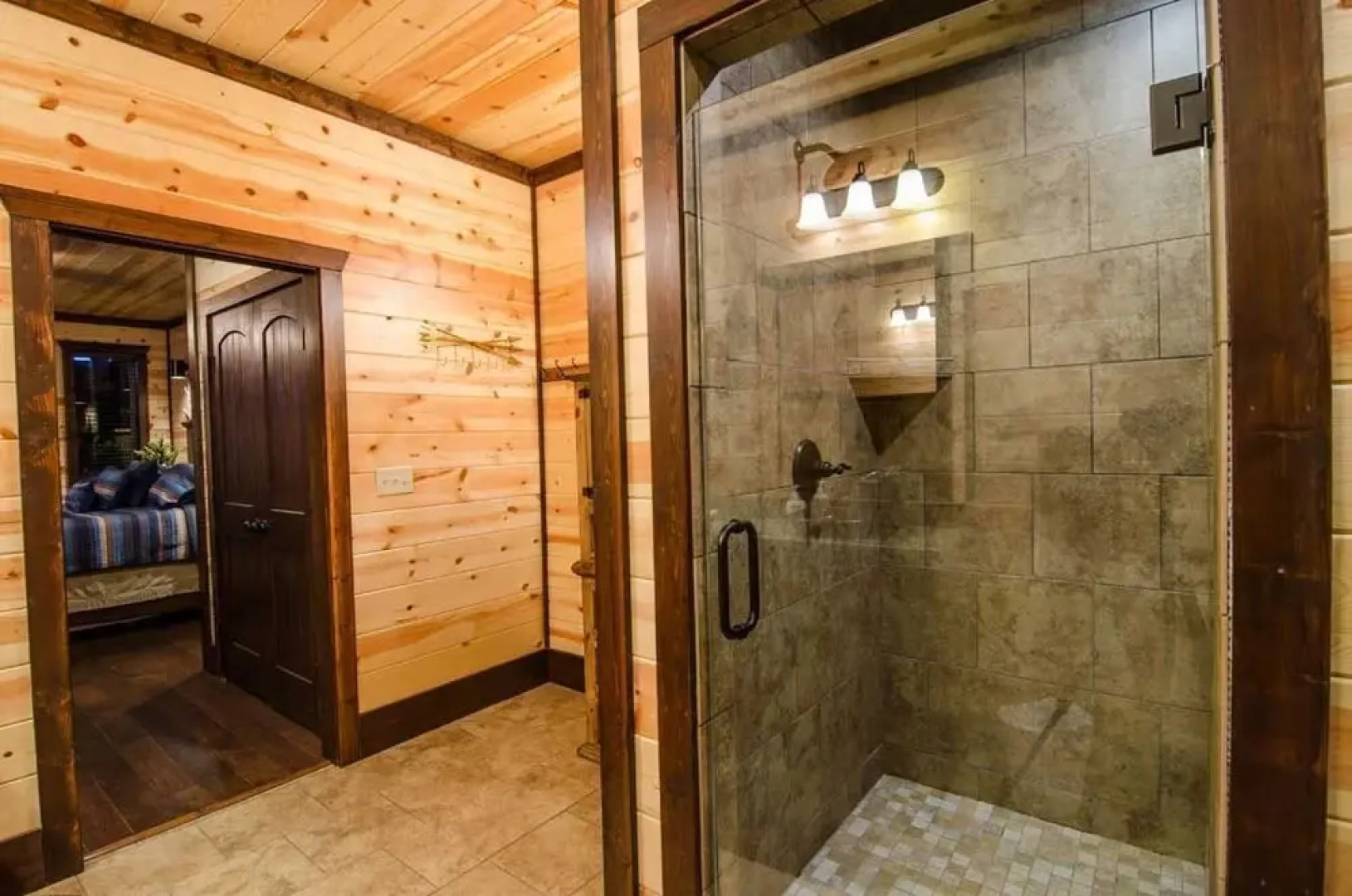 Geronimo Lodge - 6 Br Cabin