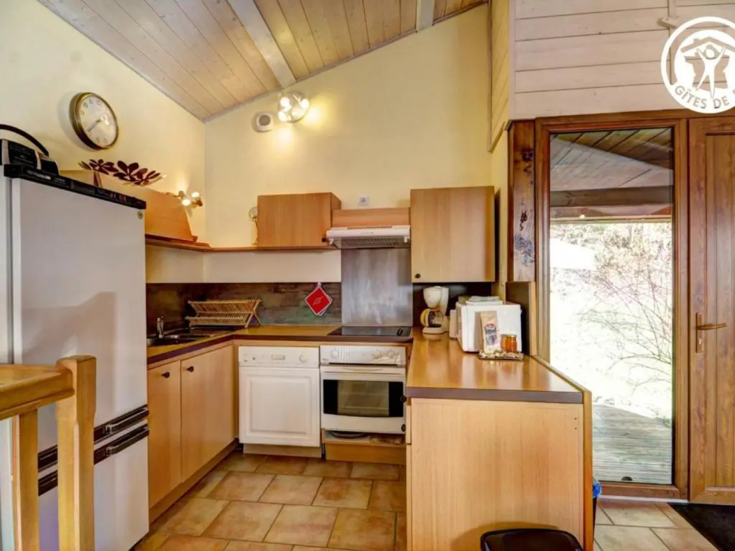 Gîte Saint-Étienne, 3 pièces, 4 personnes - FR-1-496-38