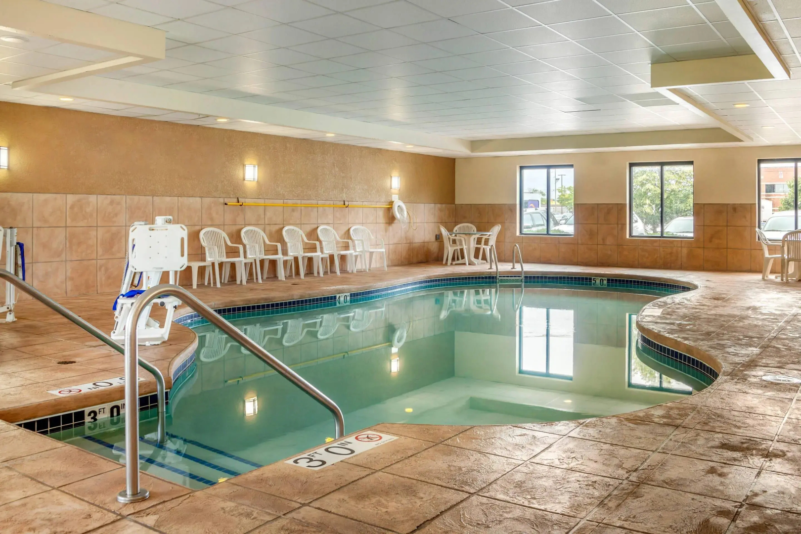 Sleep Inn & Suites Milwaukee Airport