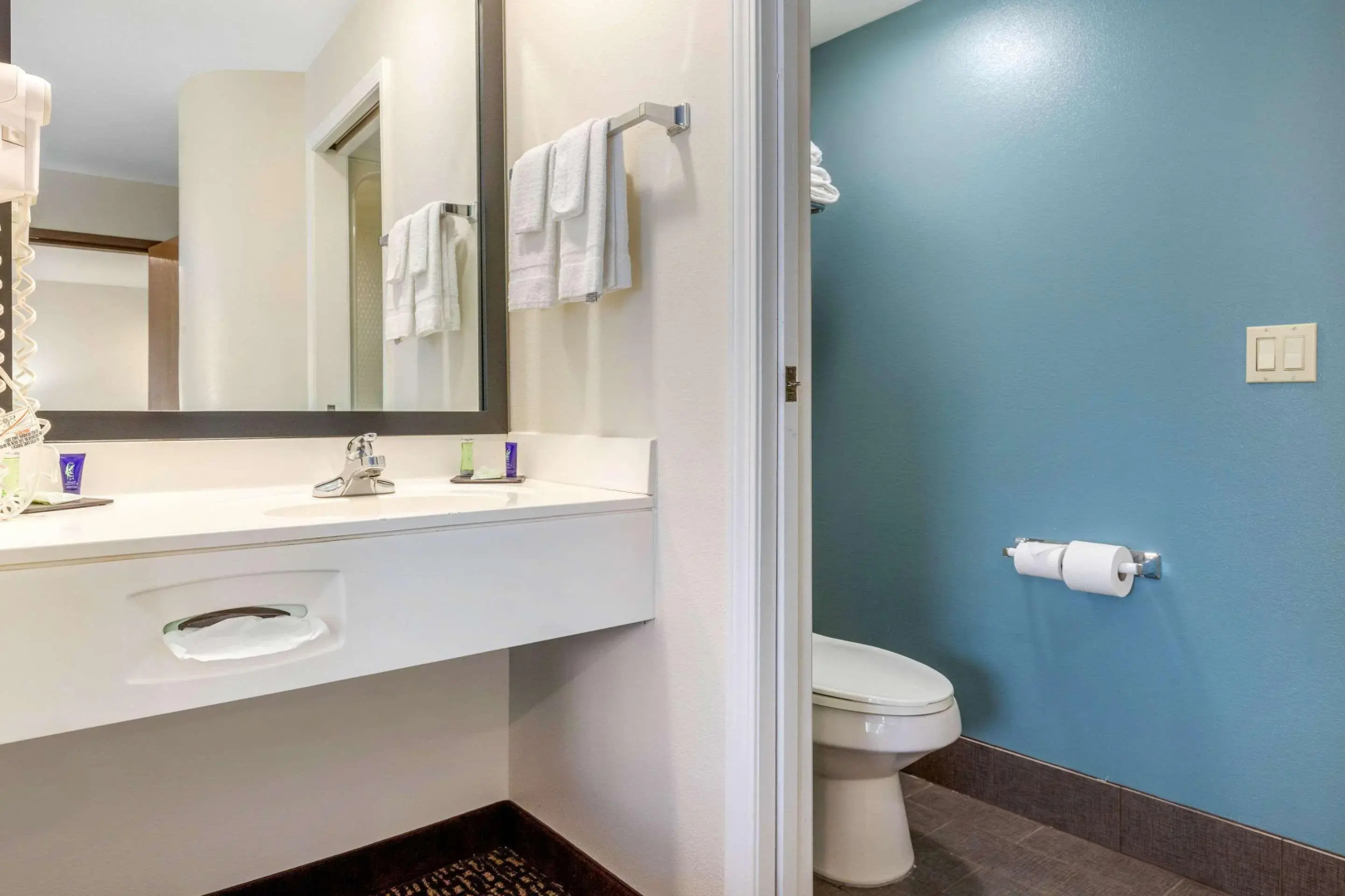Sleep Inn & Suites