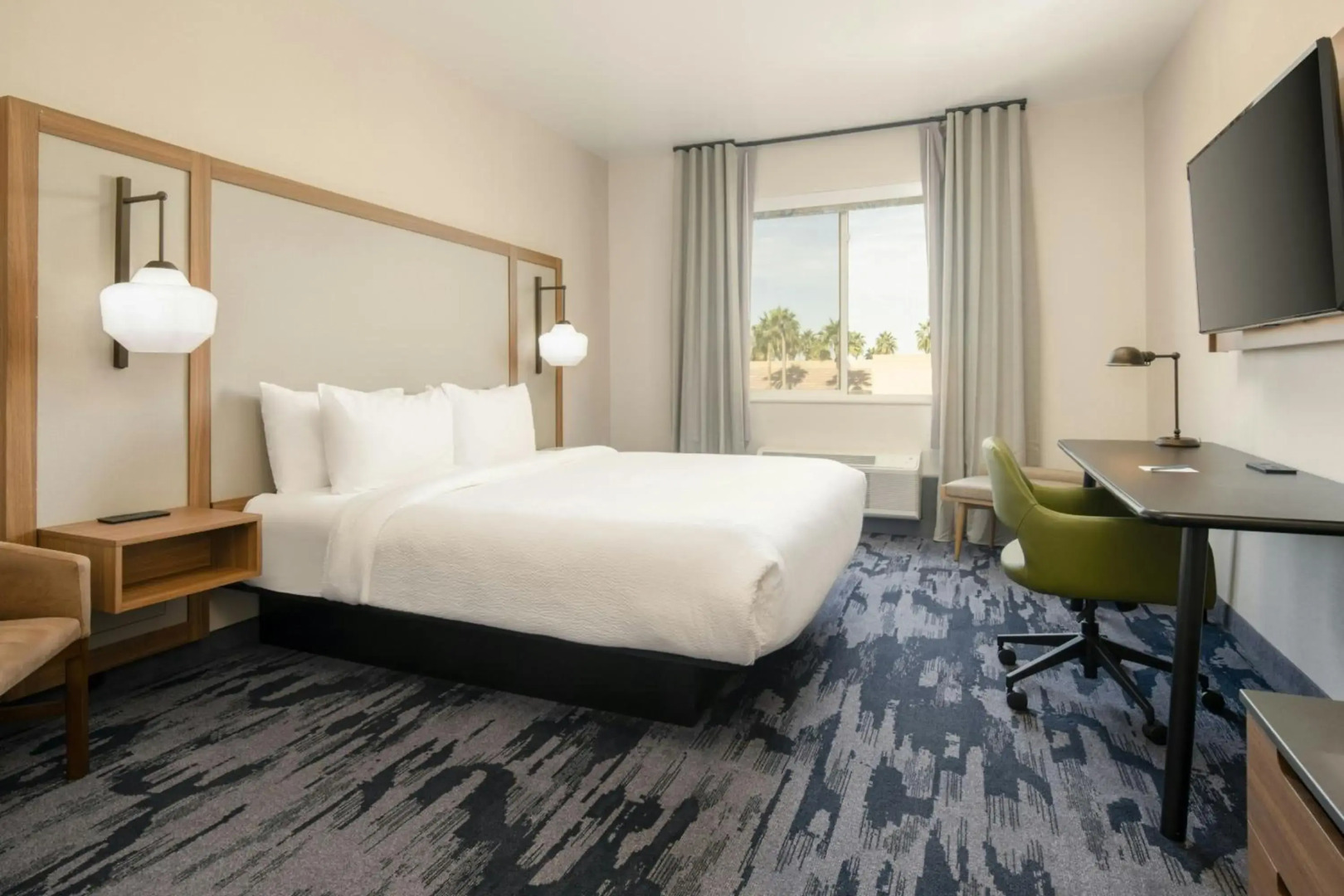 Fairfield Inn & Suites by Marriott Scottsdale Old Town