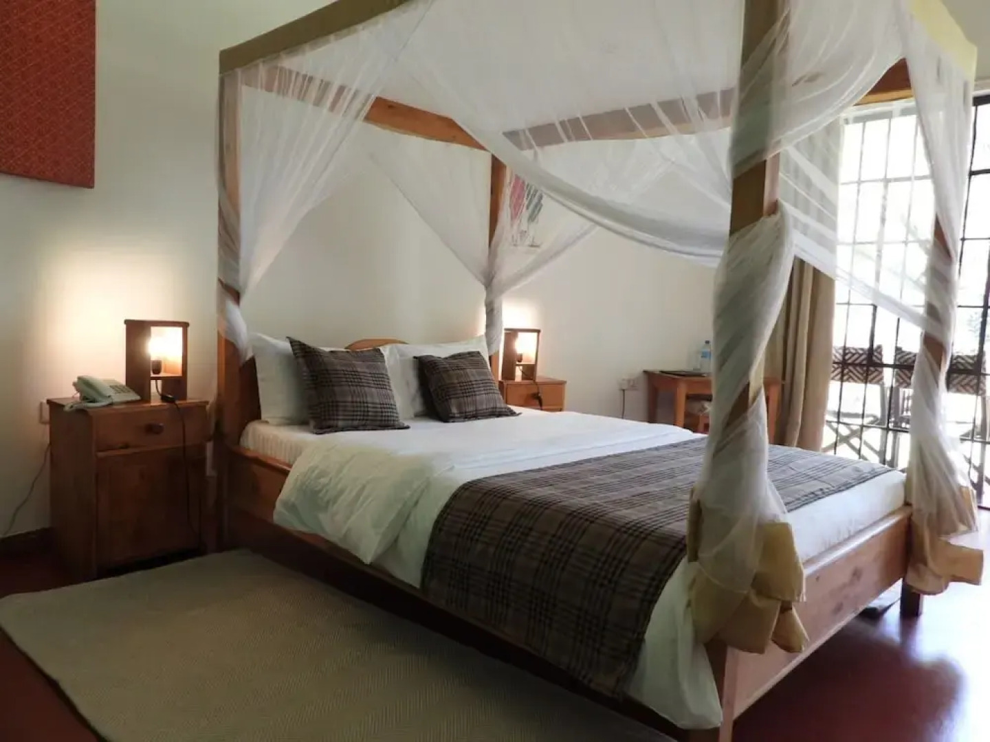 Bougainvillea Safari Lodge