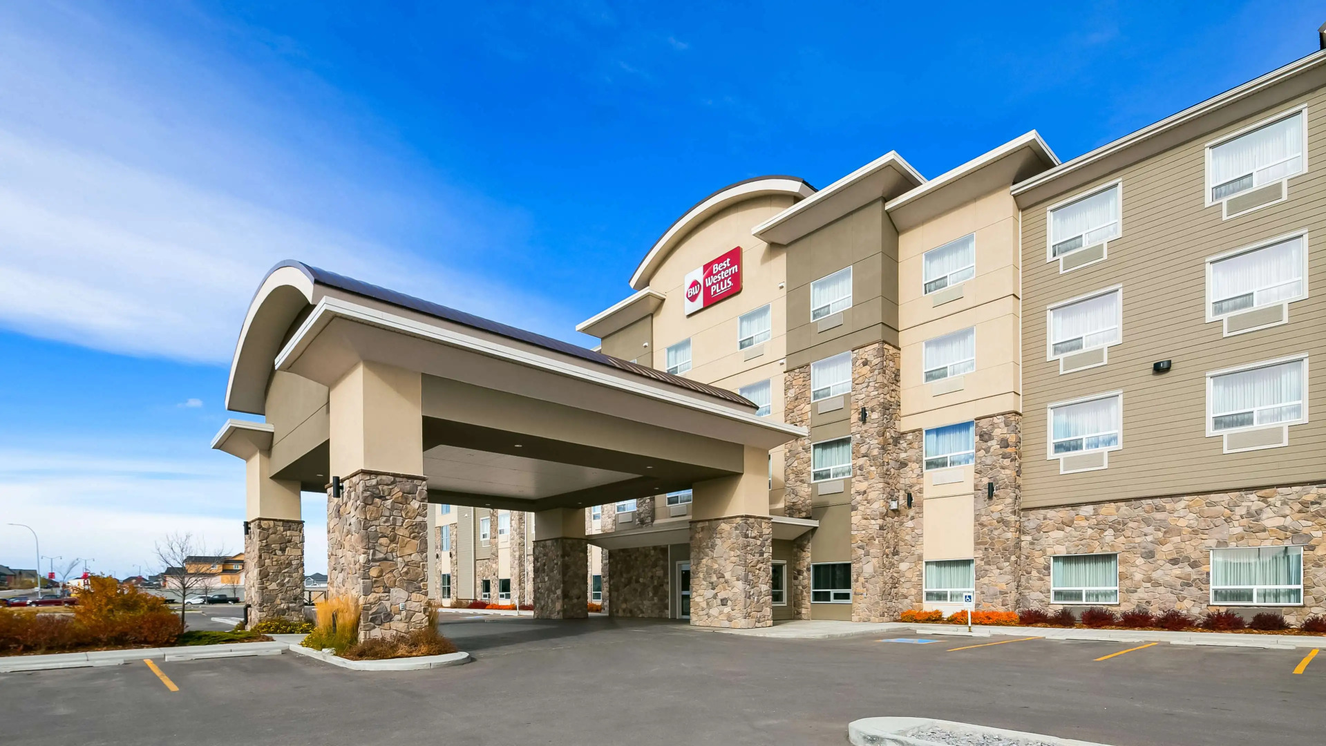 Best Western Plus Okotoks Inn & Suites
