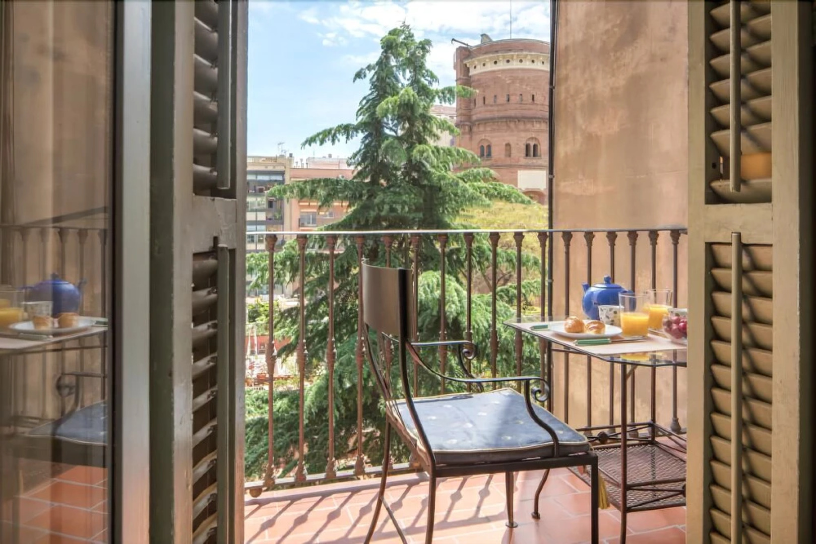 Habitat Apartments Garden View