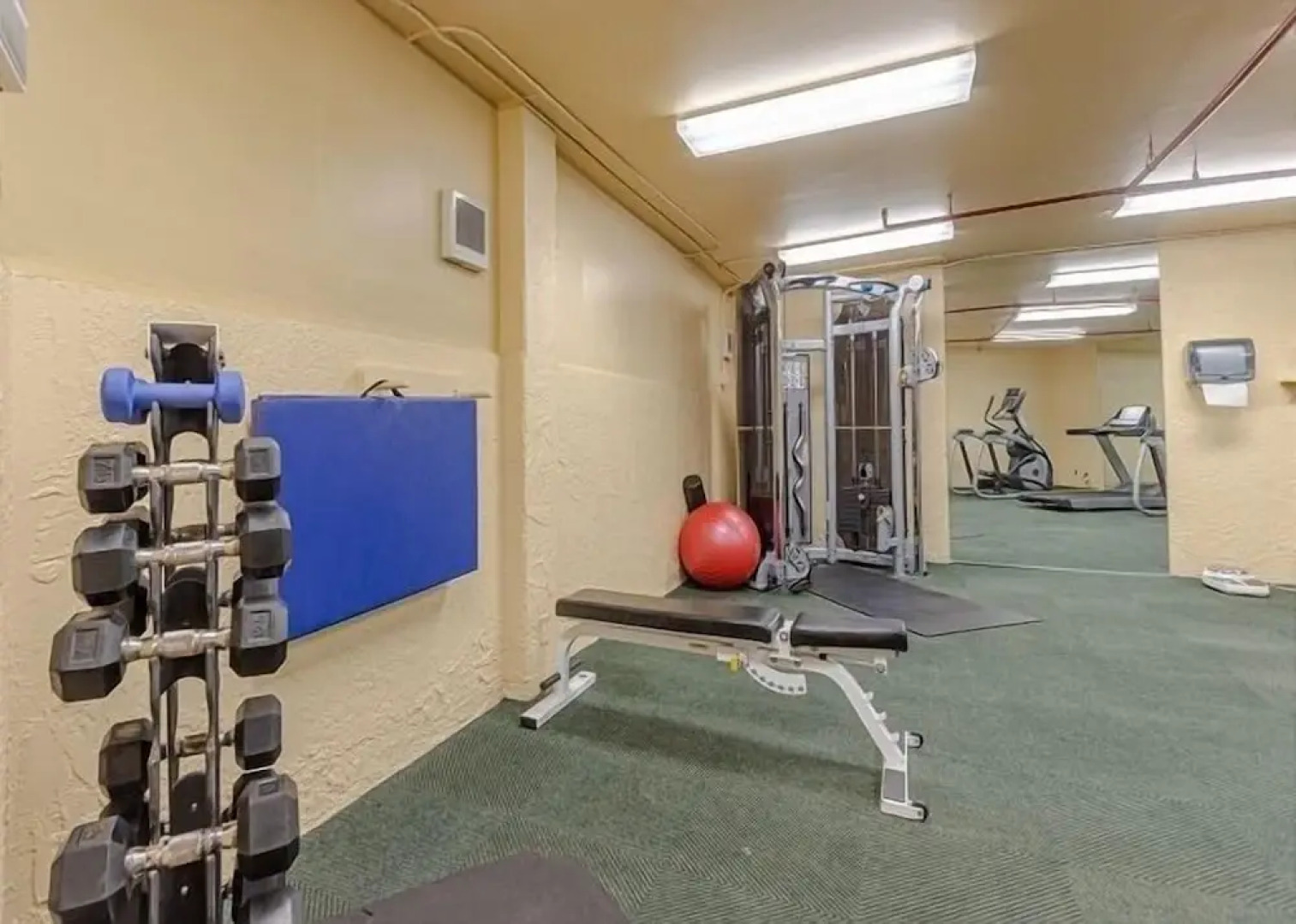 Royal Kahana 220 - 2Br Condo