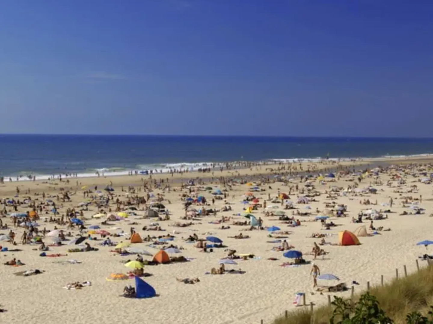 Cozy Apartment in the Lively Resort of Carcans Océan