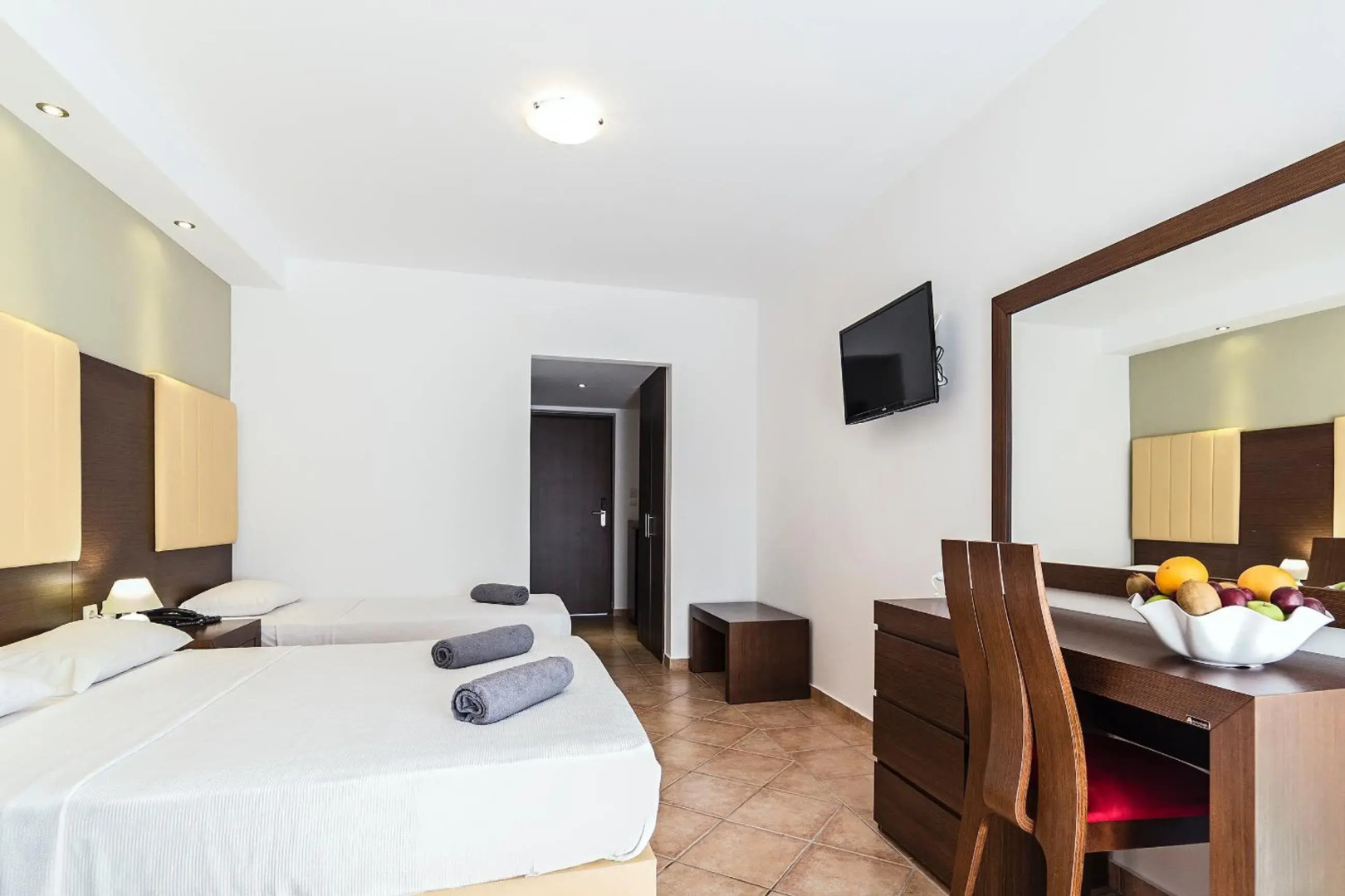 White Olive Premium Laganas - All Inclusive