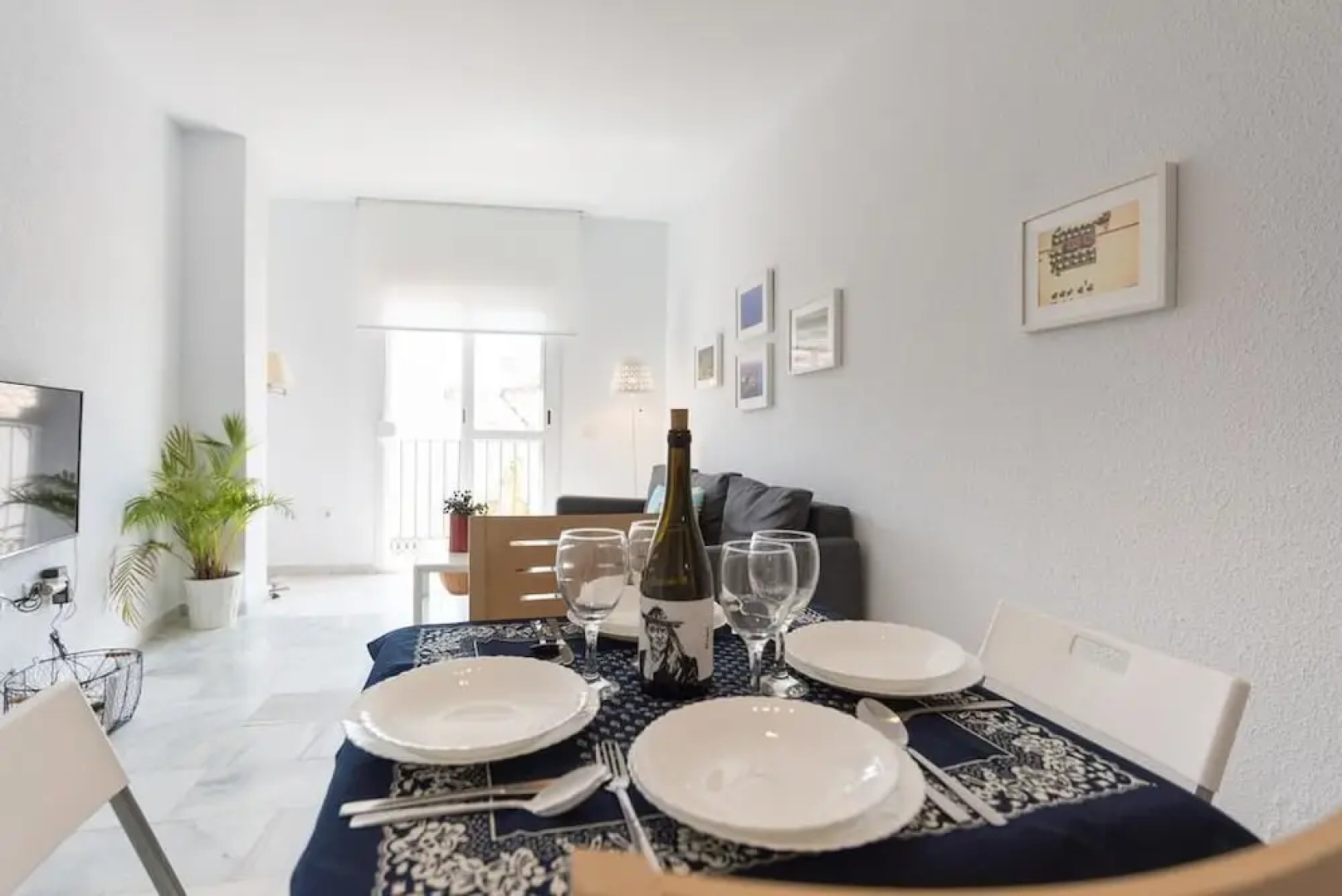 Malagasuite Lovely And Comfy