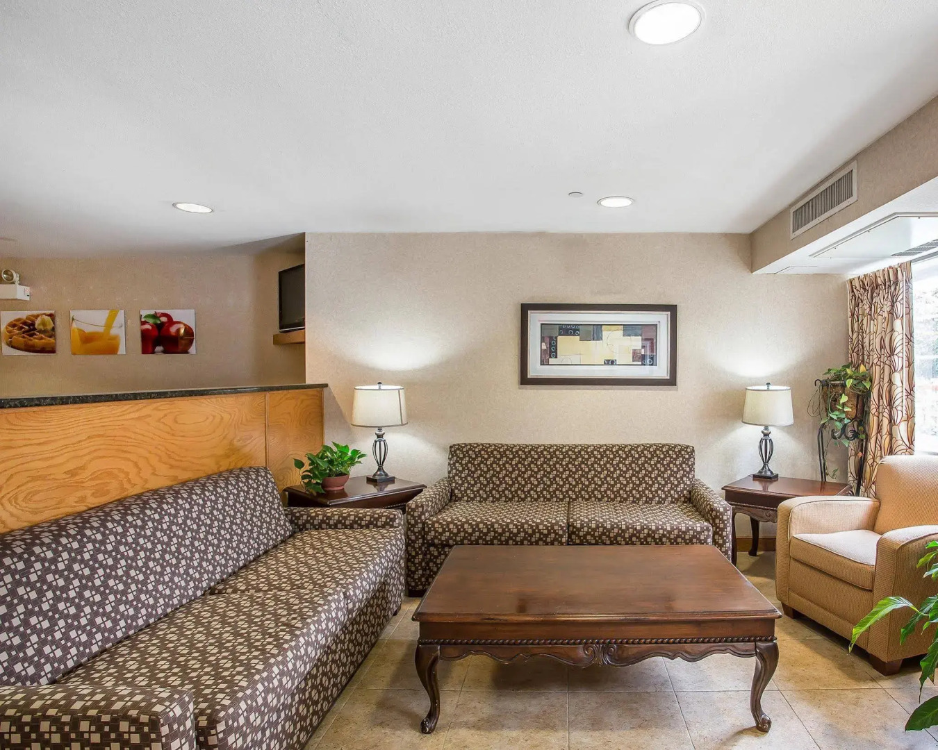 Quality Inn & Suites Mt. Juliet