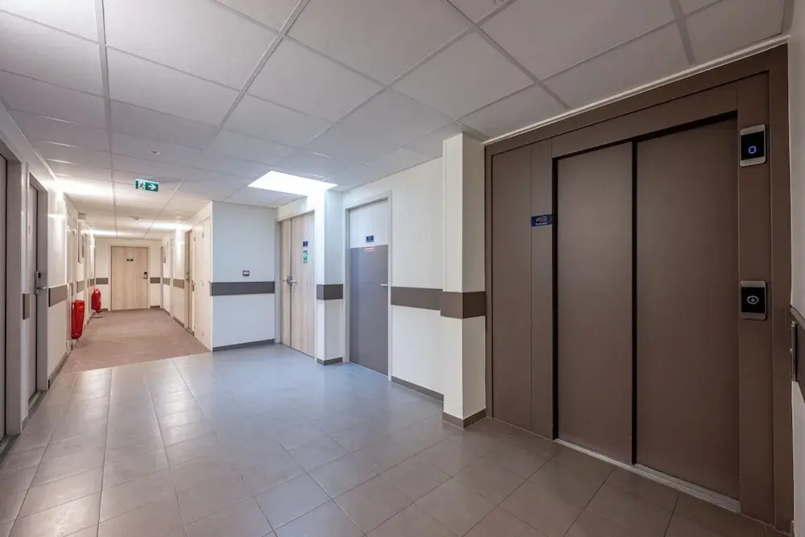 ACE Hôtel Bordeaux Carbon Banc