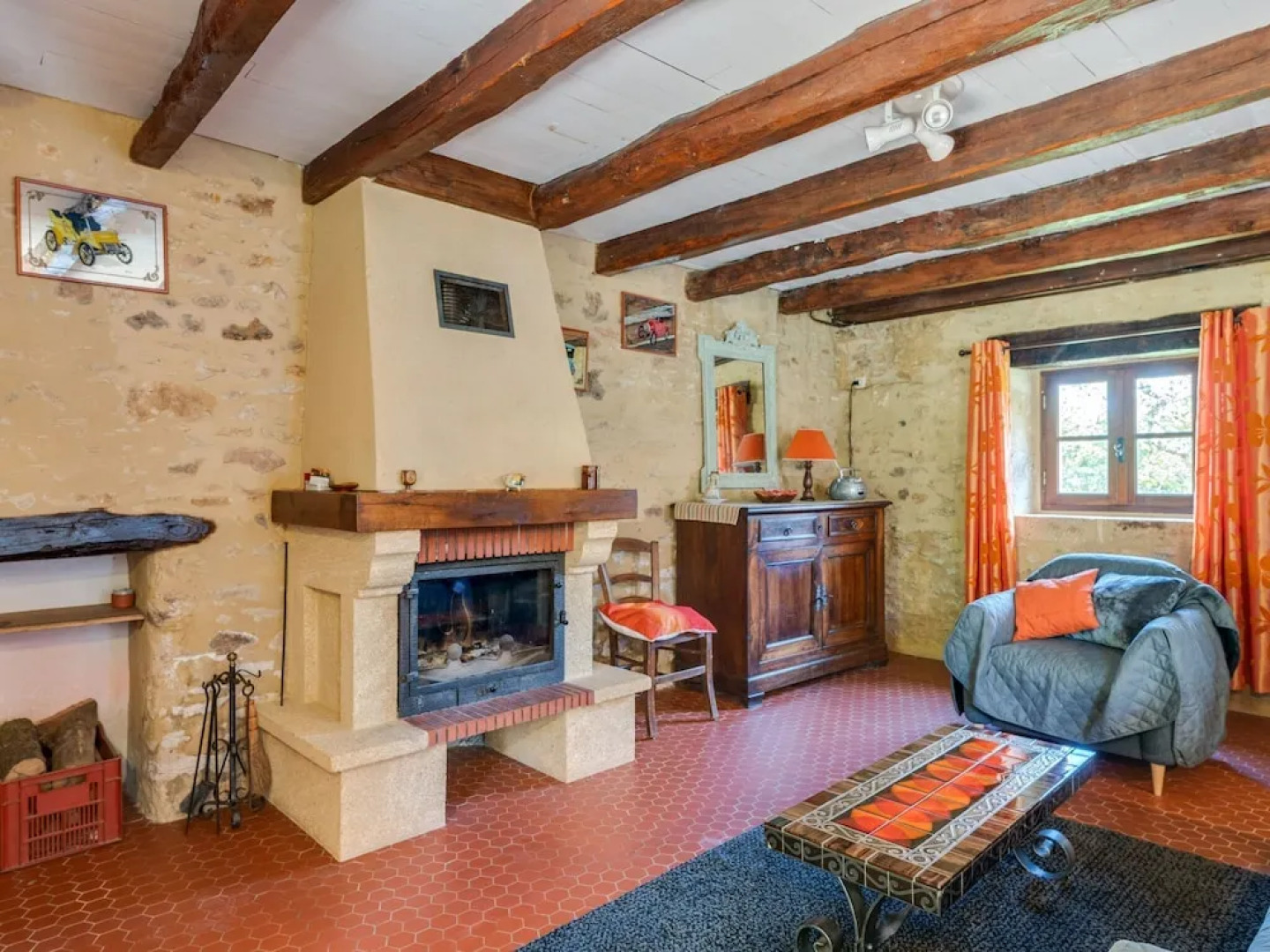 Luring Holiday Home in Incorrect With Garden