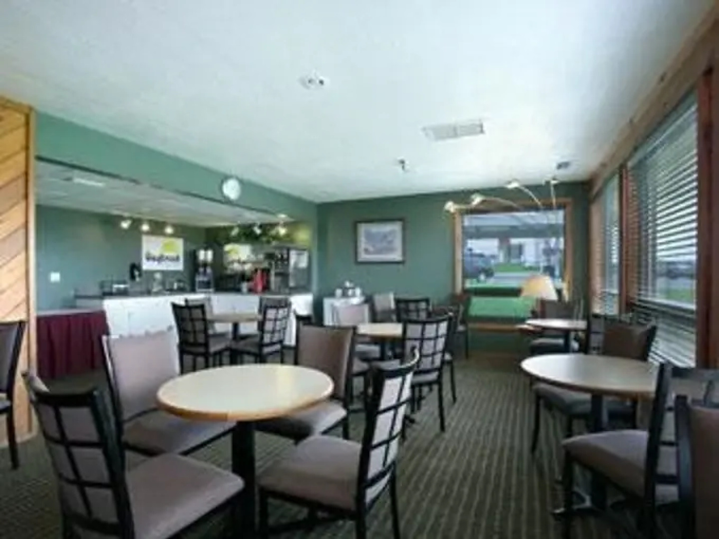 Days Inn Mitchell SD