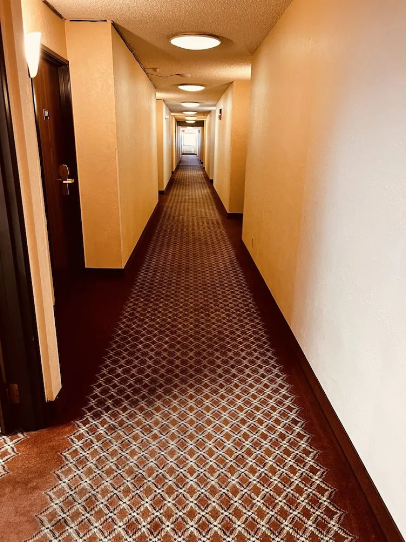 Super 8 by Wyndham Dodge City