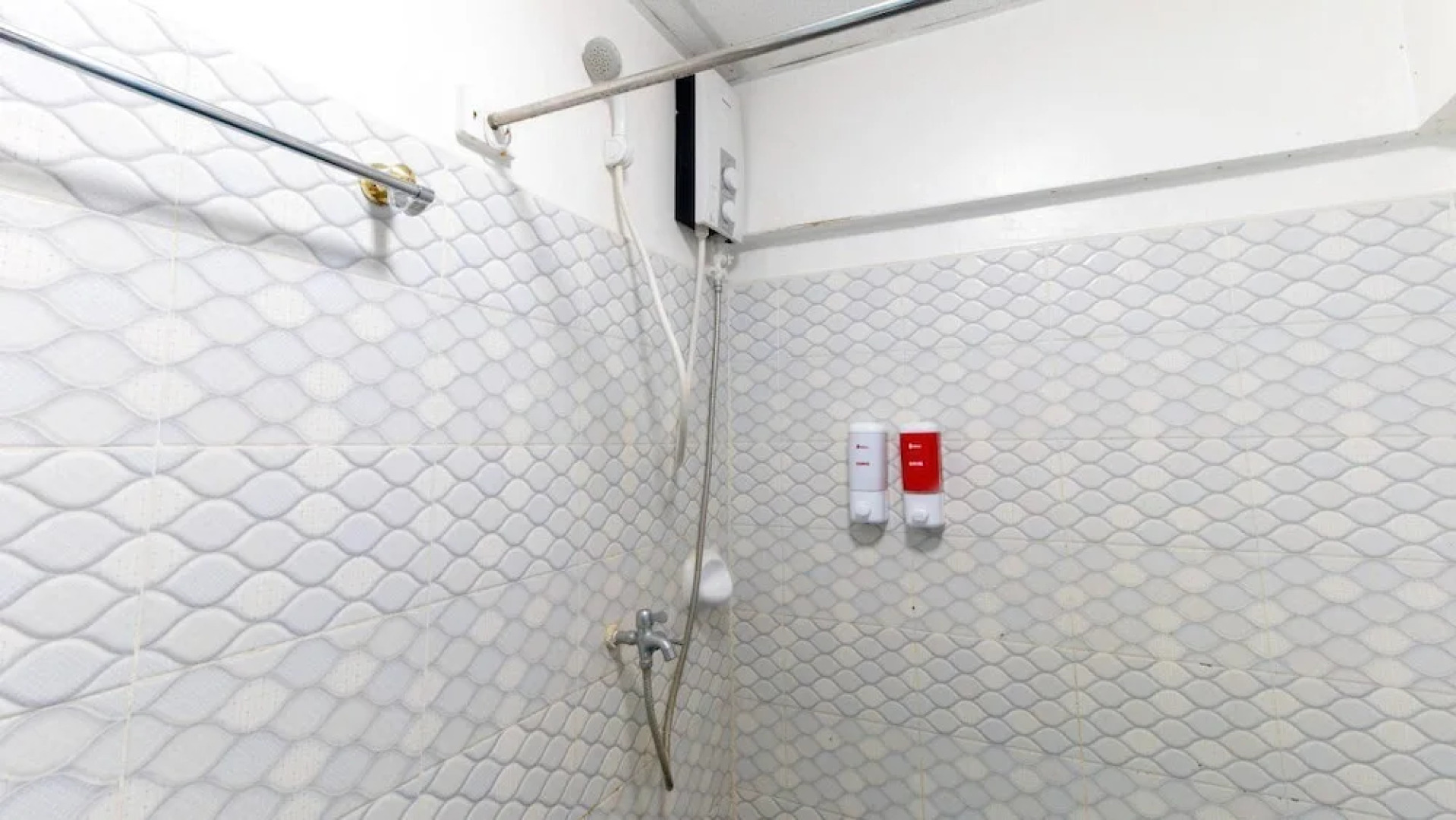 RedDoorz @ Picas Sagkahan Tacloban