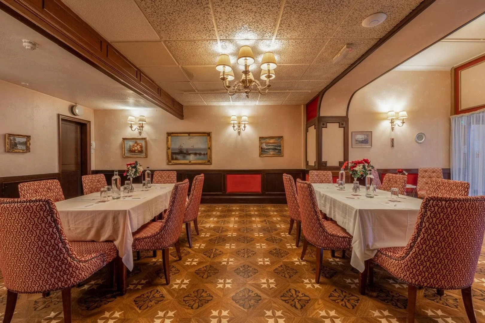 Muthu Fort William Hotel