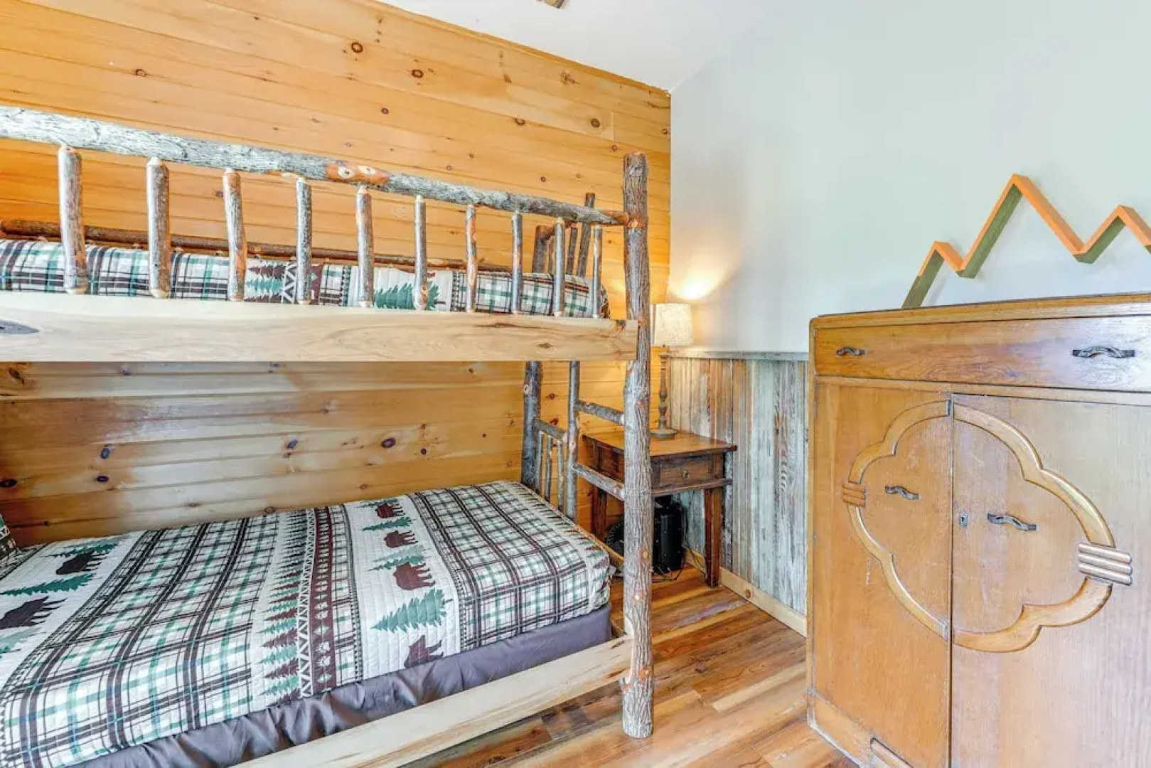Bryson City Cabin: Hot Tub + Mtn View!