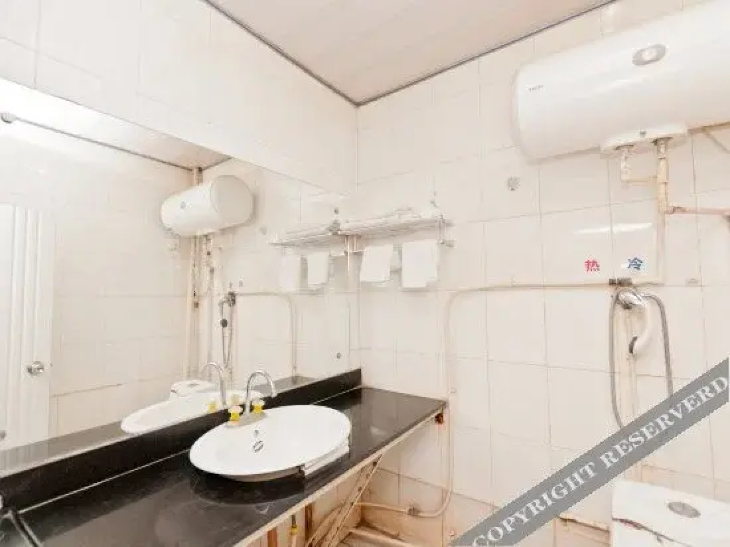 Qinghua Business Hotel