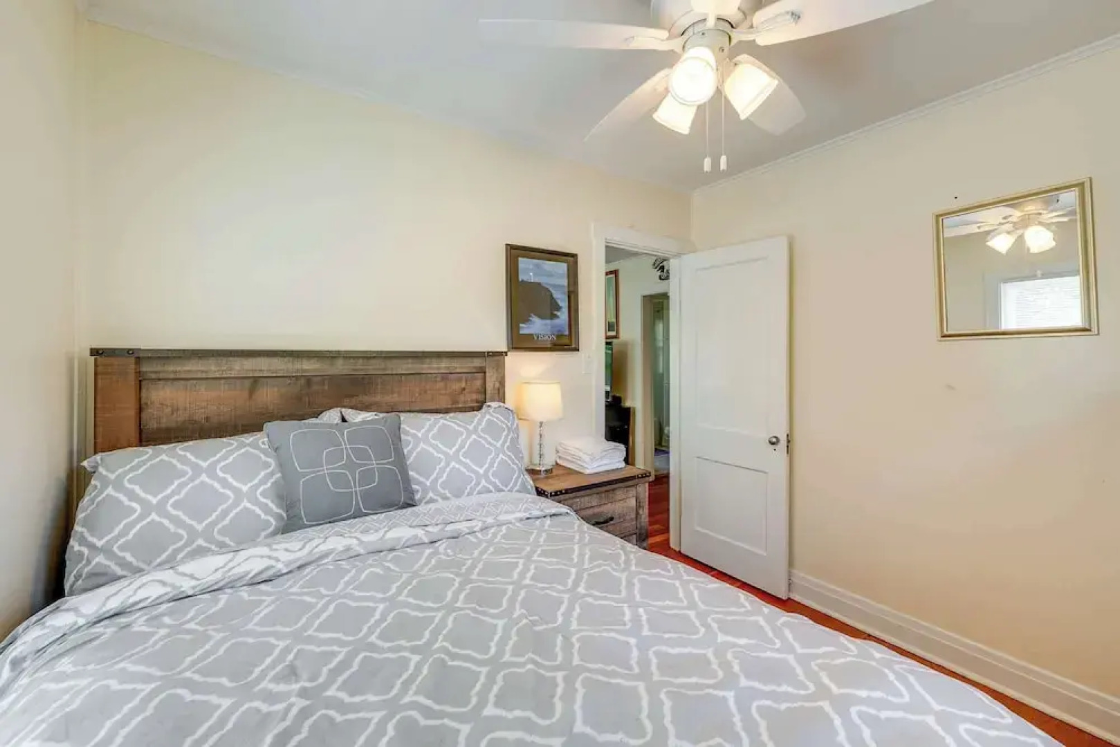 Como Cottage - Stay for 6!