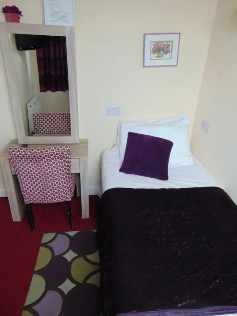 White House View Guest House